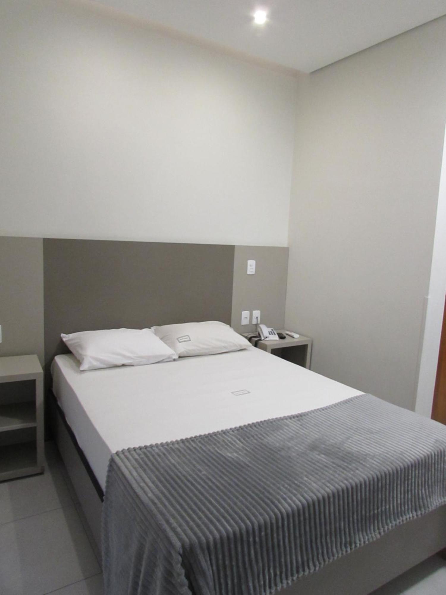 Hotel Urbis A 10 Minutos Rua 25 De Marco, Bras,Bom Retiro,A 2 Minutos Do Mirante Sampa Sky เซาเปาโล ภายนอก รูปภาพ