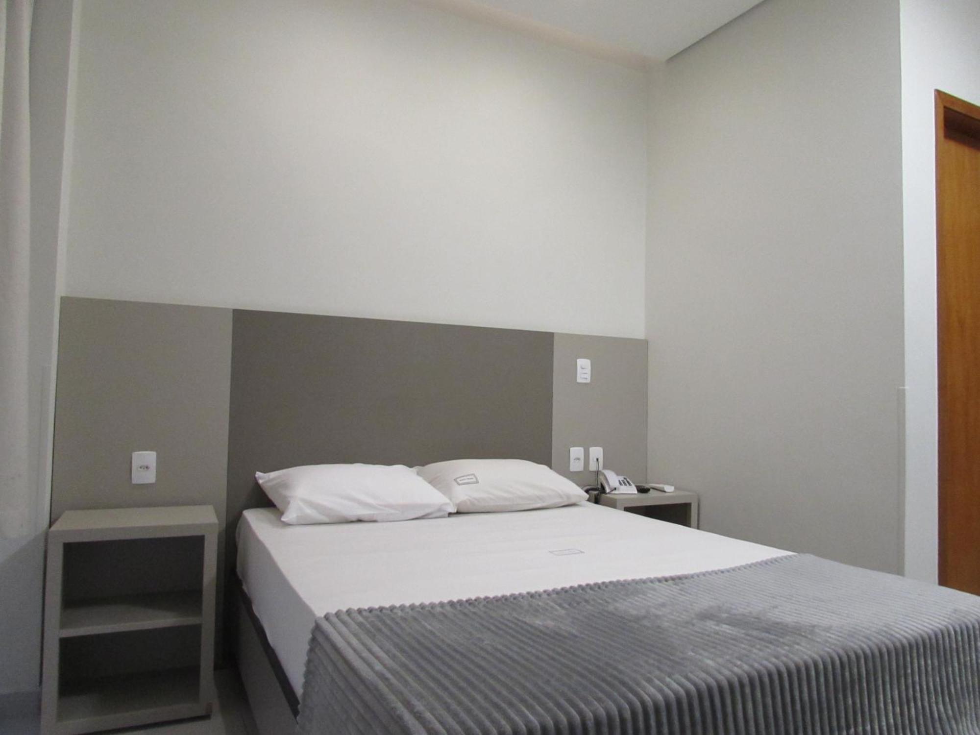 Hotel Urbis A 10 Minutos Rua 25 De Marco, Bras,Bom Retiro,A 2 Minutos Do Mirante Sampa Sky เซาเปาโล ภายนอก รูปภาพ