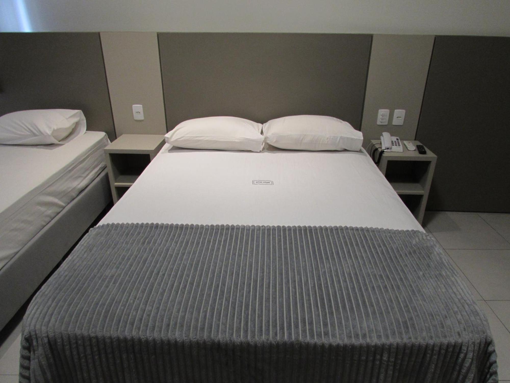 Hotel Urbis A 10 Minutos Rua 25 De Marco, Bras,Bom Retiro,A 2 Minutos Do Mirante Sampa Sky เซาเปาโล ภายนอก รูปภาพ